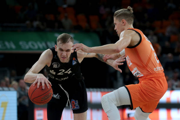 心离开红魔 心离开红魔