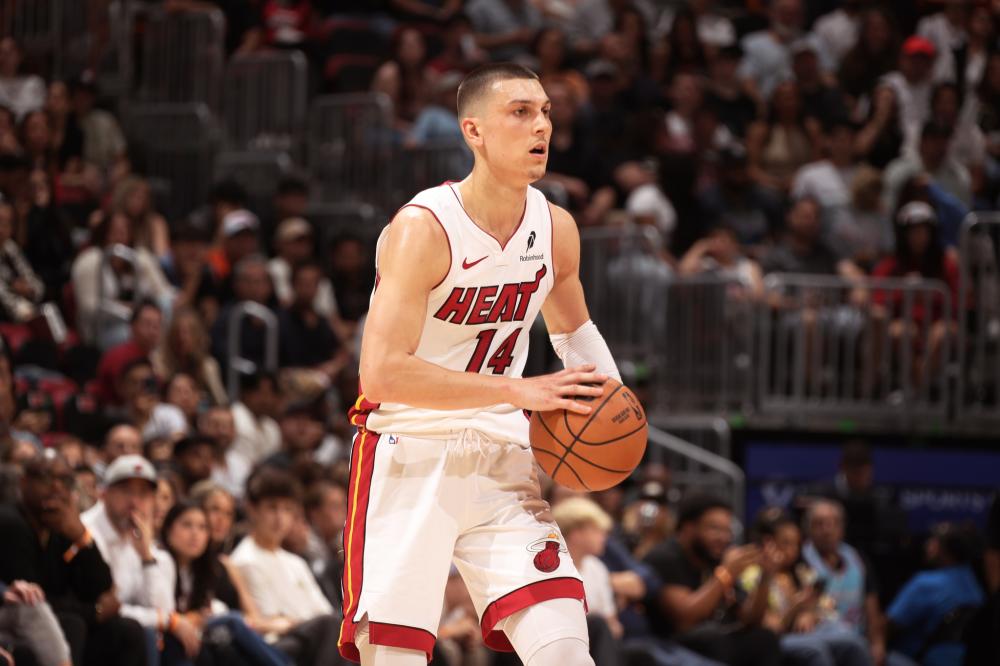 利物浦vs阿森纳首发名单公布,英超焦点战即将打响