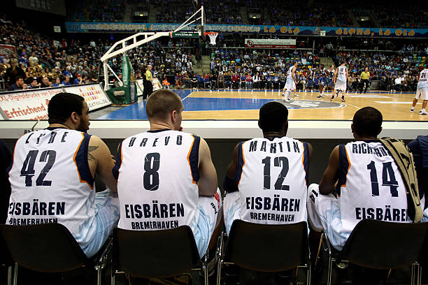 的表现都令 的表现都令