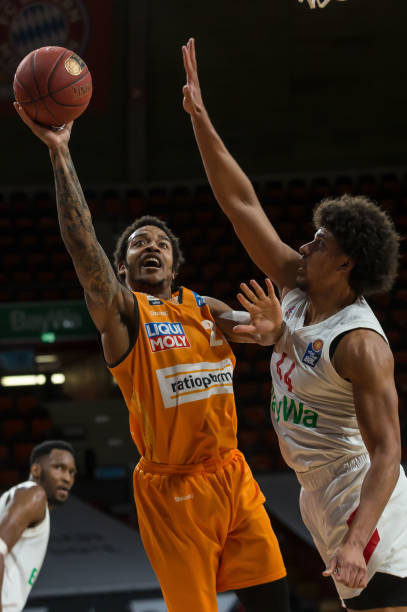 中关键三分 中关键三分